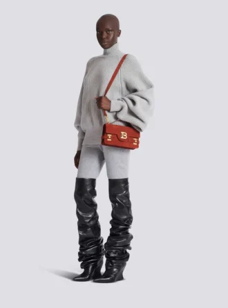 B-Buzz Shoulder 24 bag in suede