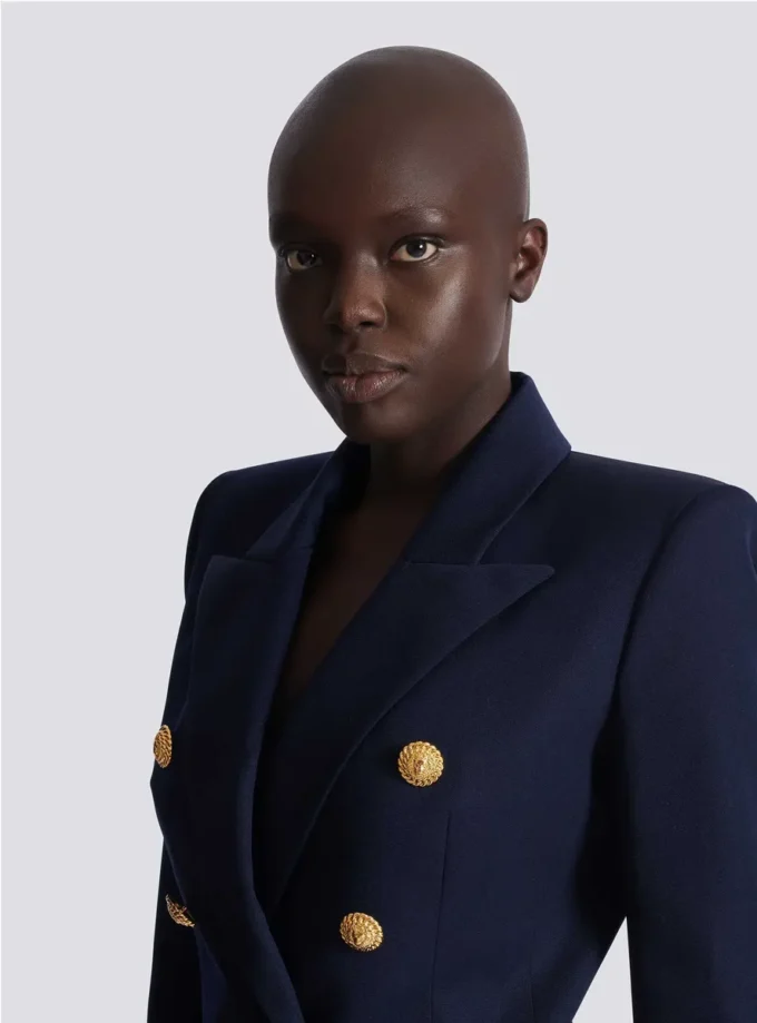 Fitted wool 6-buttons jacket