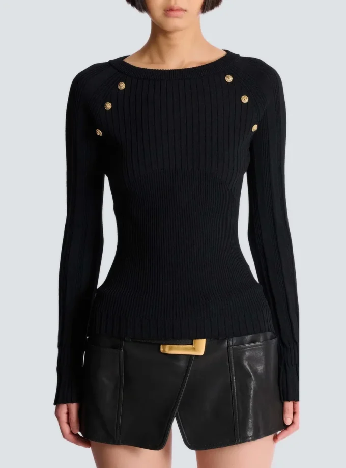 Knit top with buttons