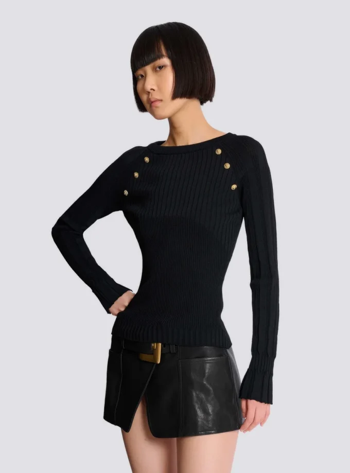Knit top with buttons