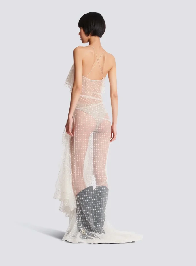 Long flowing dress with lace ruffles