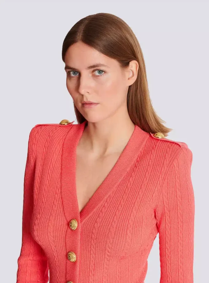 Long-sleeved cable-knit cardigan