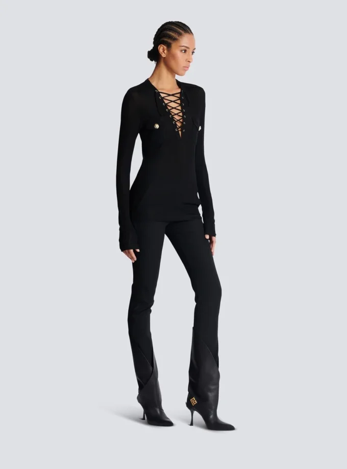 Long-sleeved lace-up top