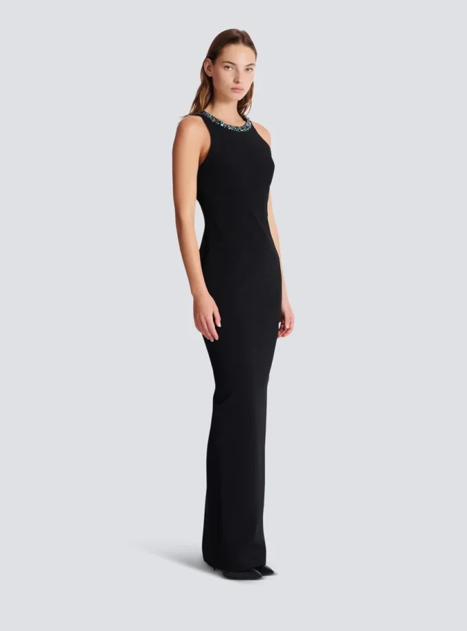 Long sleeveless dress in embroidered velvet