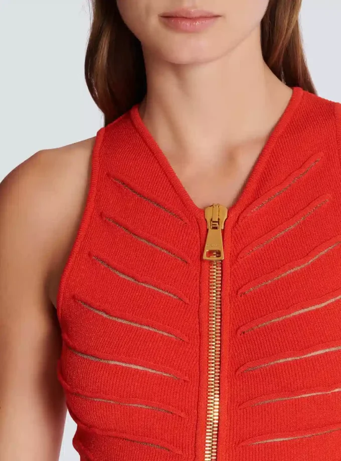 Long sleeveless dress in knit