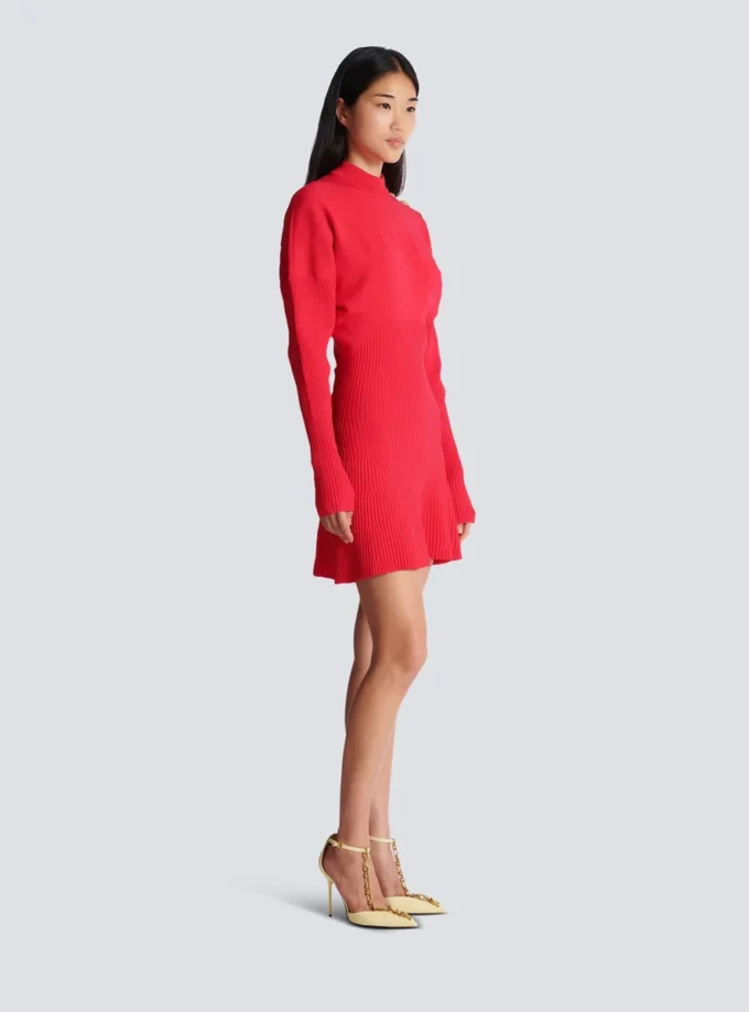 Short flared knit dress