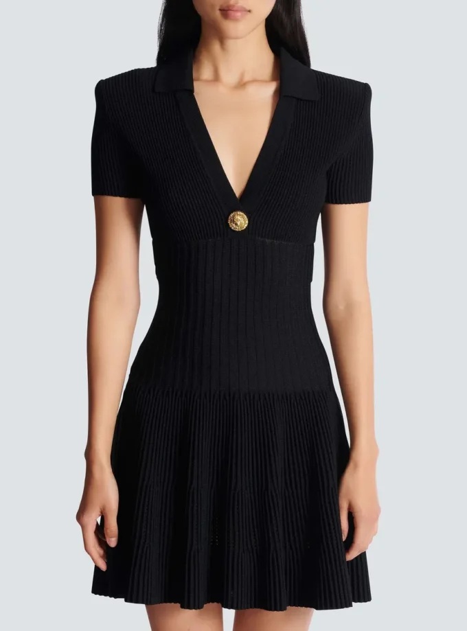 Short flared knit dress