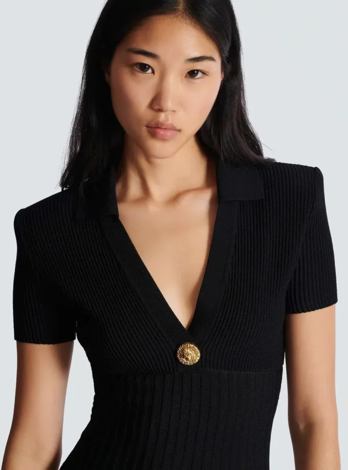 Short flared knit dress