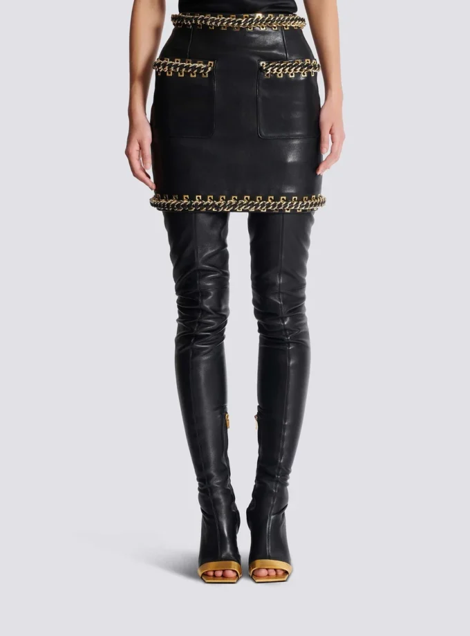 Short lambskin skirt with chains