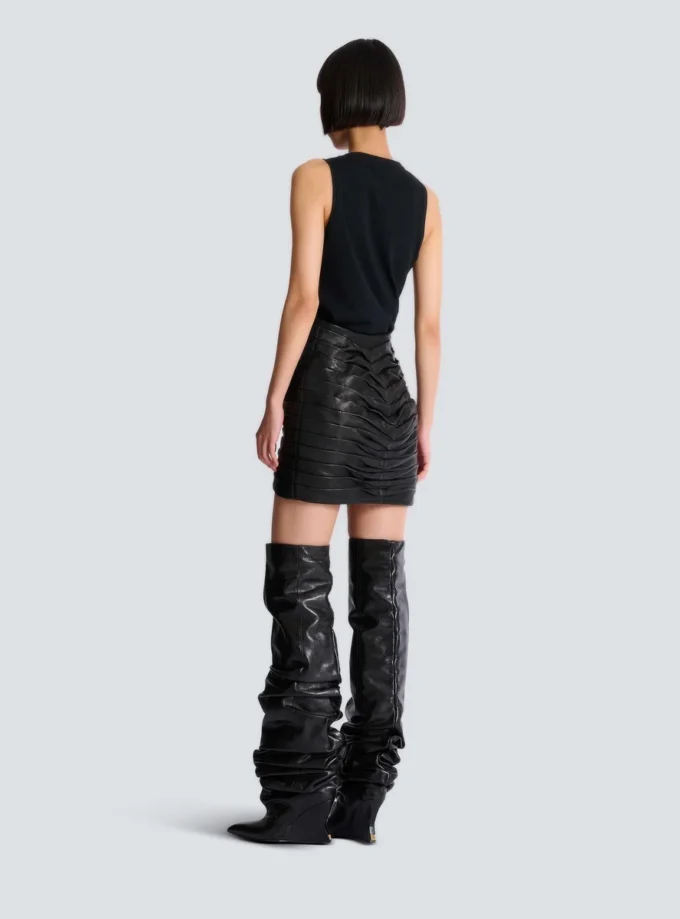 Short pleated lambskin skirt