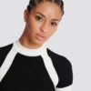 Short-sleeved knit top