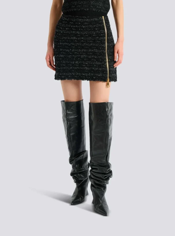 Short zipped tweed skirt
