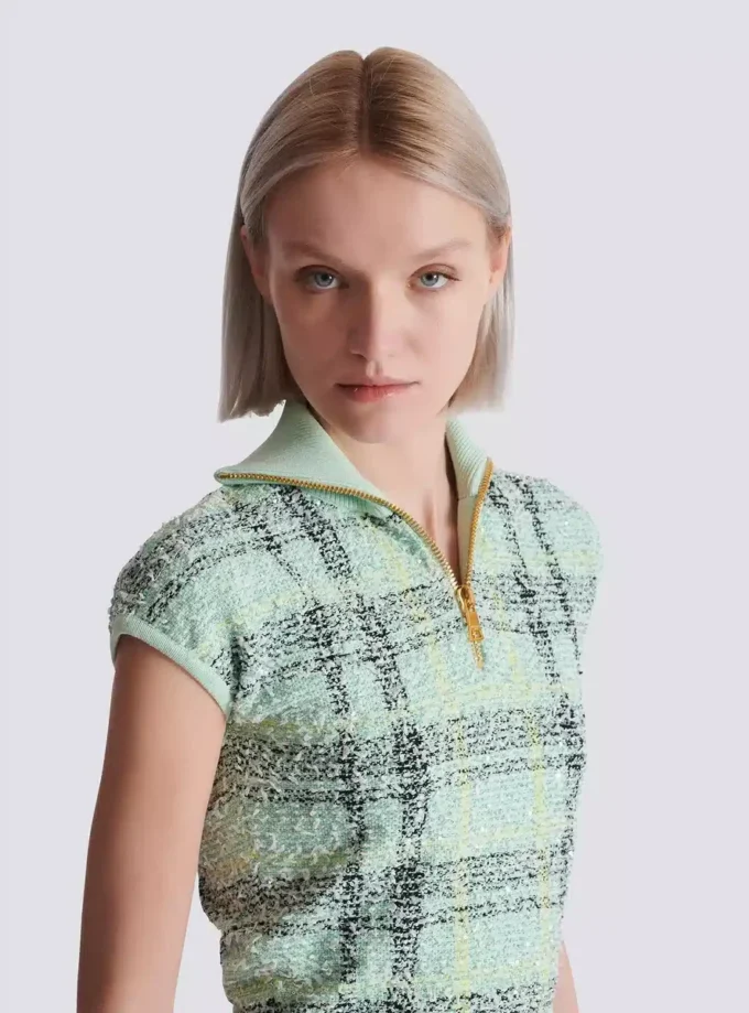 Sleeveless plaid tweed top