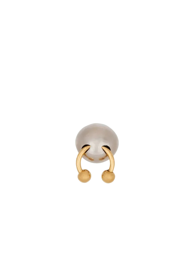 Spherical ring with piercing