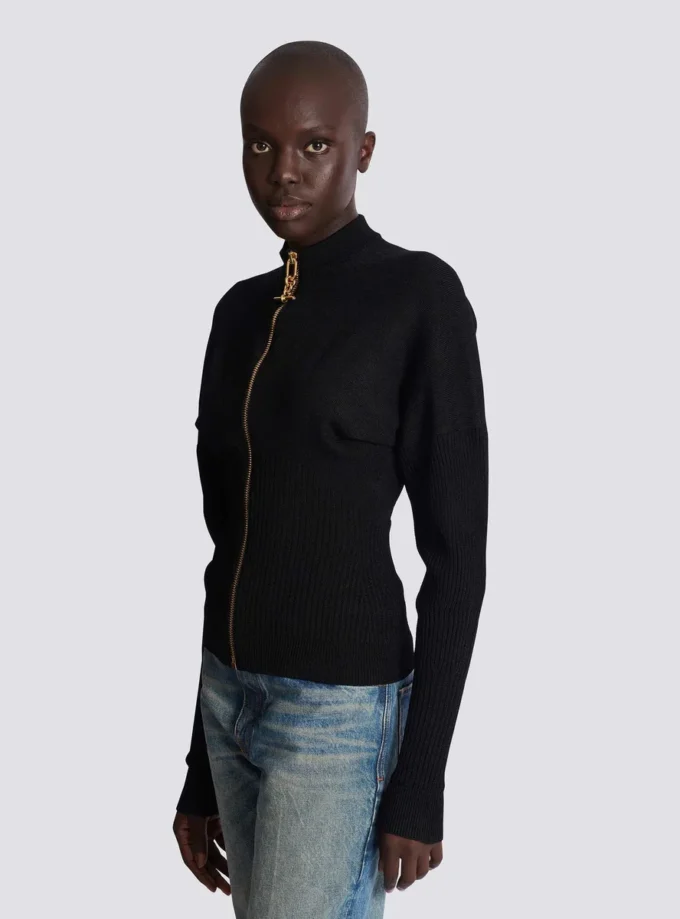 Zipped knit cardigan